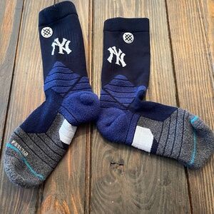 Yankees Logo Kids ski athletic socks  M